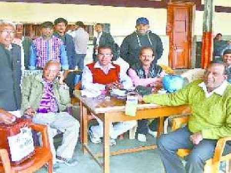 Rail workers vote to strike over